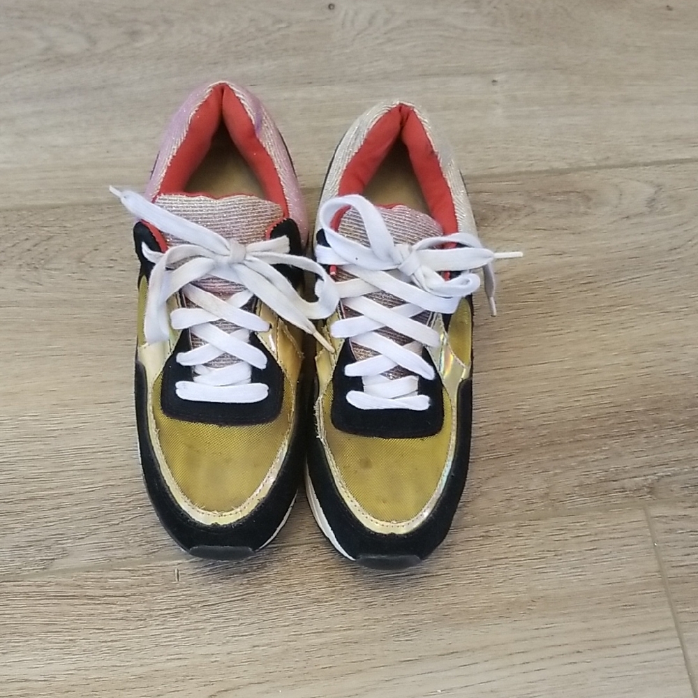 Gold and Black Women's Sneakers W Red Accents Size 7
